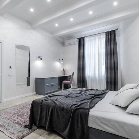 Inshiapartments On Lysenka Str Lviv Bagian luar foto